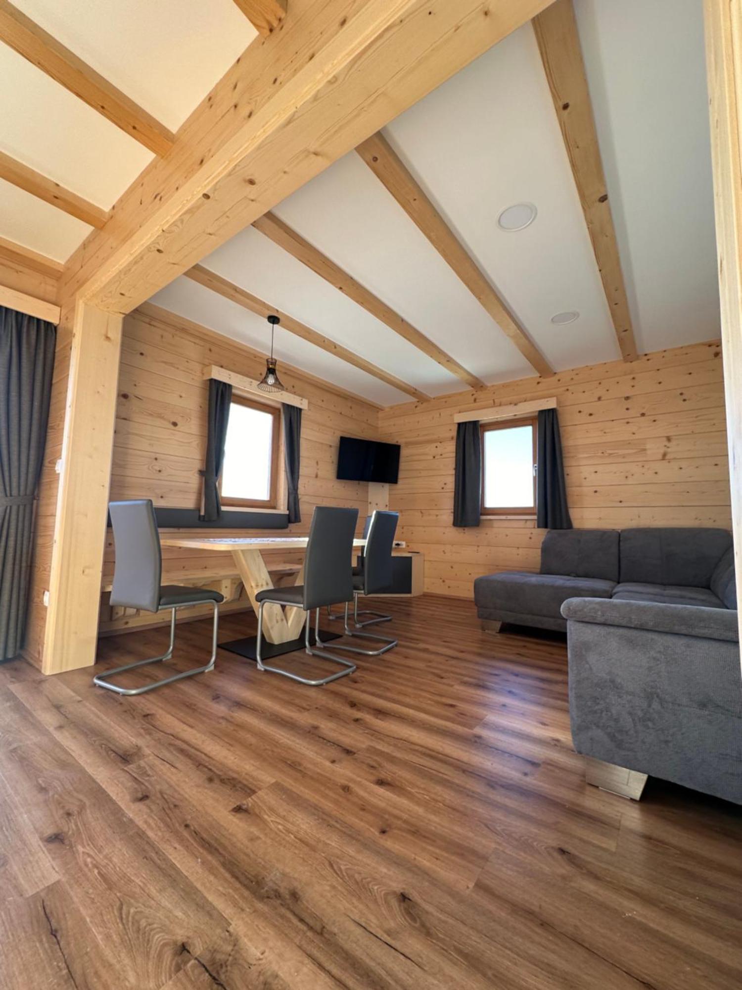 Guest House Pr Ambružarju Cerklje na Gorenjskem Værelse billede
