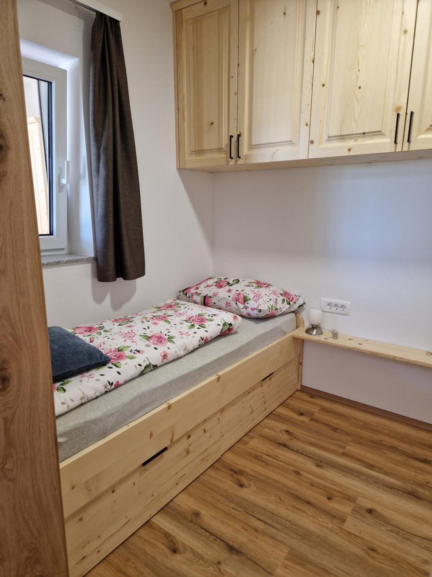 Guest House Pr Ambružarju Cerklje na Gorenjskem Værelse billede